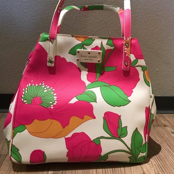 kate spade Handbags - Kate Spade Floral Purse